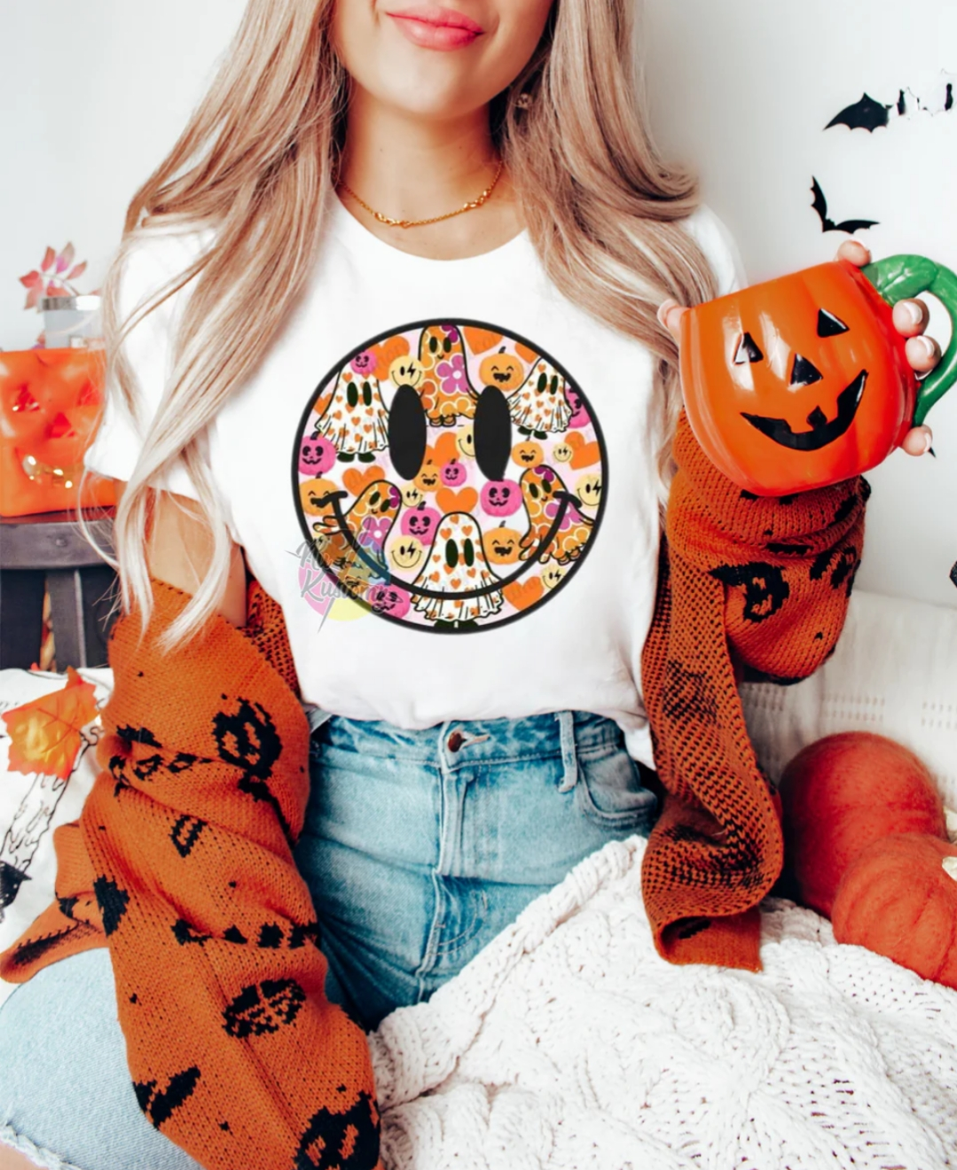 Glitter Ghost Smiley Face Tee