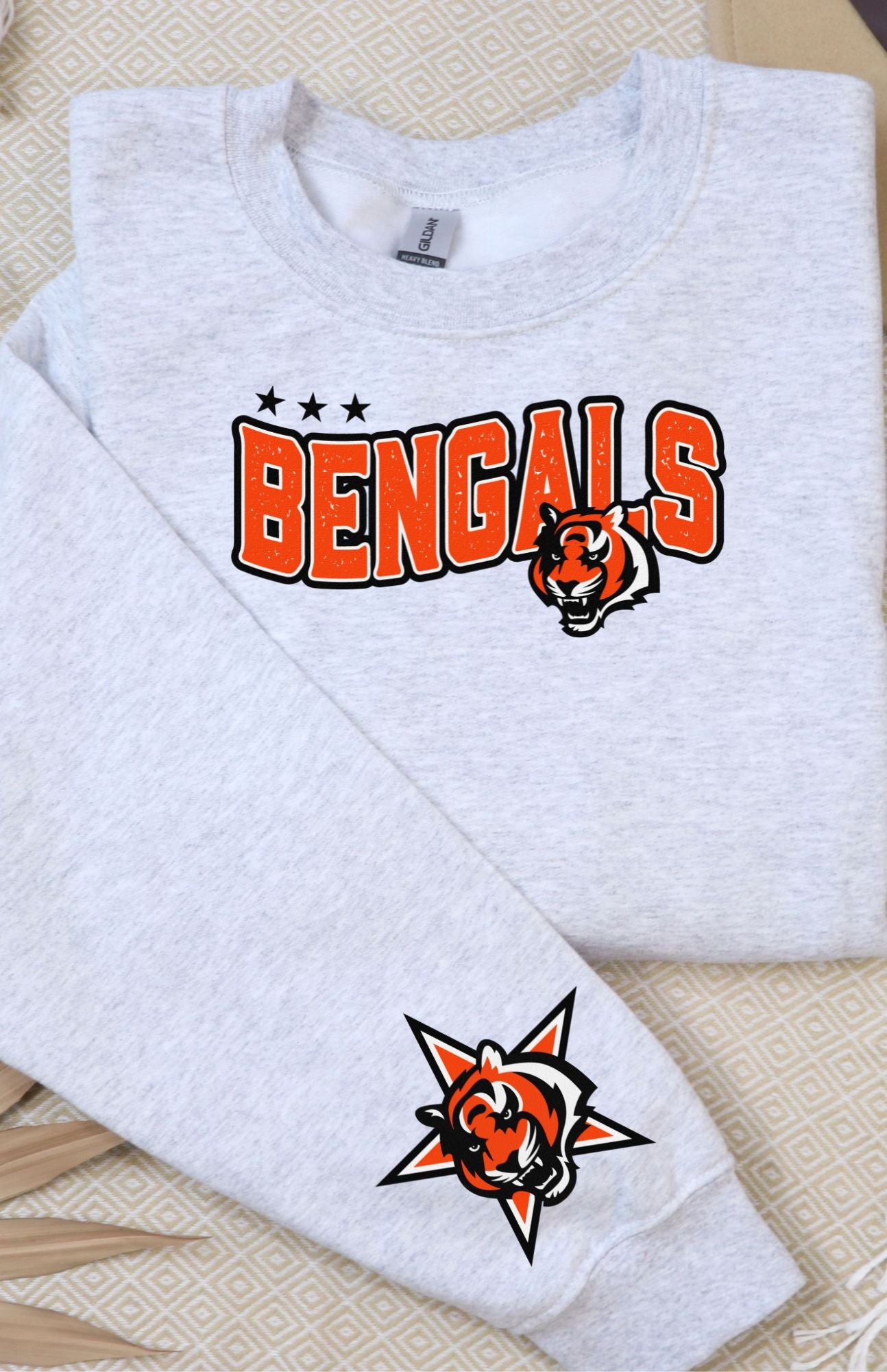 NFL Football Sweatshirt & T-Shirts