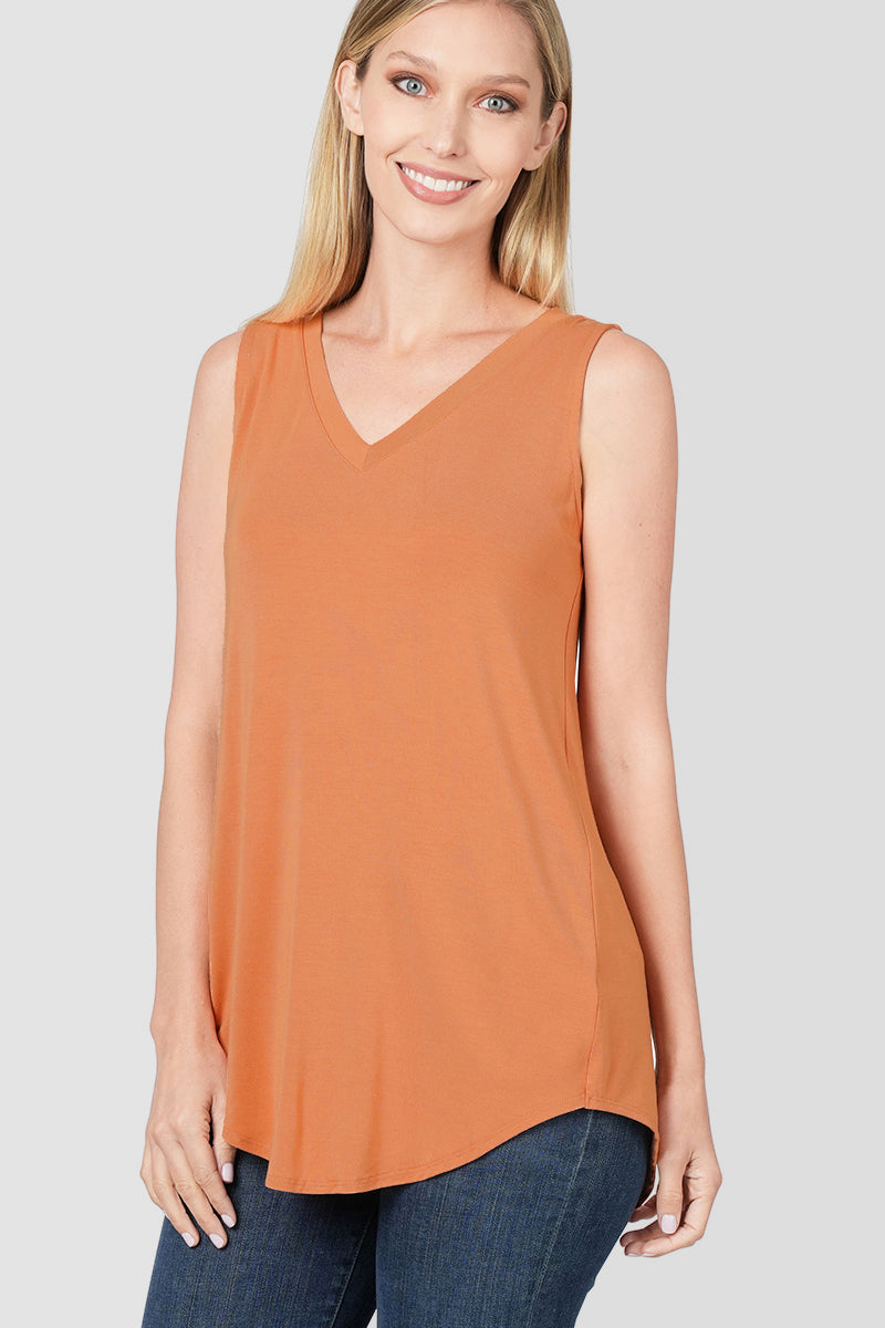 LUXE RAYON SLEEVELESS V-NECK HI-LOW HEM TOP